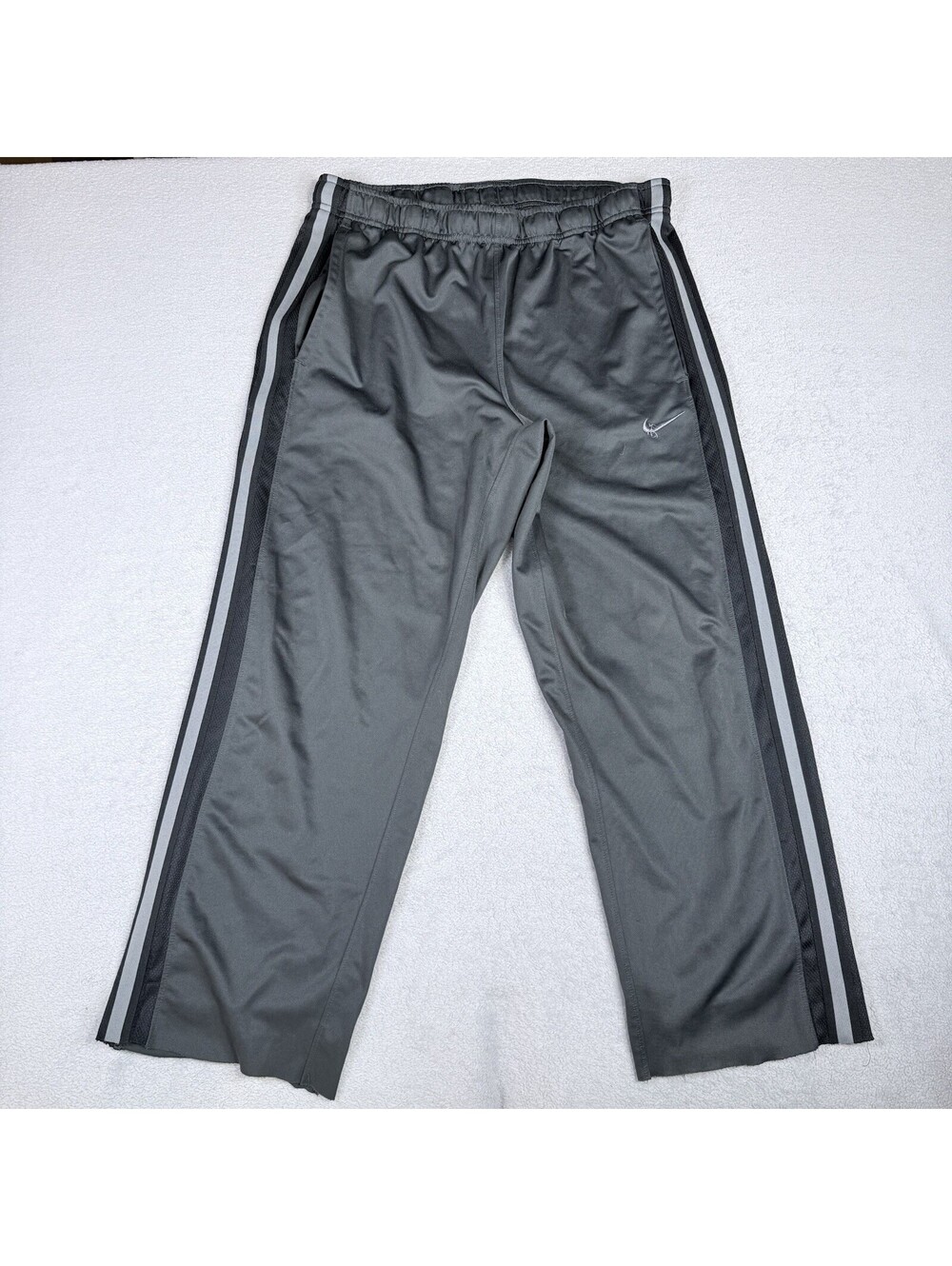 Vintage Nike Basketball Mens Medium Mini Swoosh Wide Leg Pants Gray